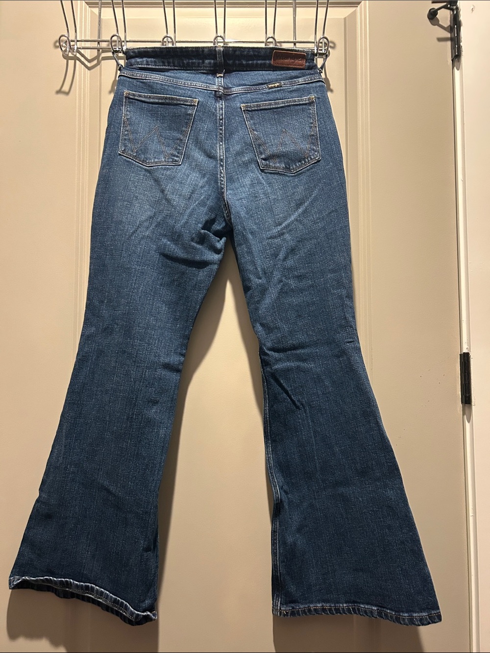 Wrangler Jeans - Picture 3 of 3